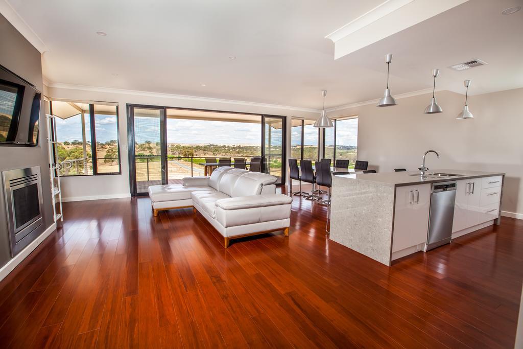 Neagles Retreat Villas Clare Quarto foto